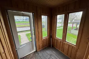 402 N Genesee St, Merrill, WI 54452 - Photo 4