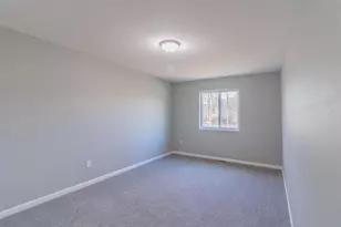 220 Leonard St, Stevens Point, WI 54482 - Photo 8