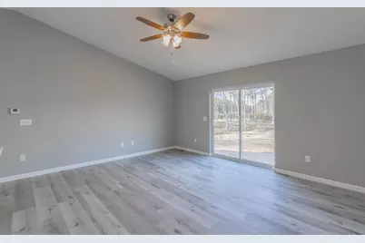 220 Leonard Street, Stevens Point, WI 54482 - Photo 4