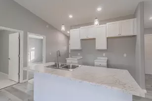 220 Leonard St, Stevens Point, WI 54482 - Photo 6