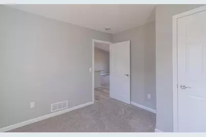 220 Leonard Street, Stevens Point, WI 54482 - Photo 16