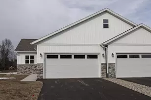 910-920 Green Pastures Trail, Plover, WI 54467 - Photo 2