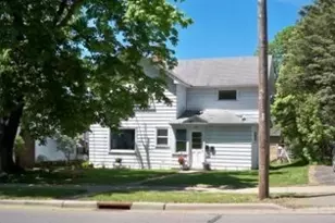 212 N Prospect St, Merrill, WI 54452 - Photo 2