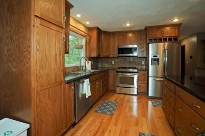 2410 Springville Drive, Plover, WI 54467 - Photo 4