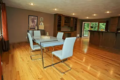 2410 Springville Drive, Plover, WI 54467 - Photo 8