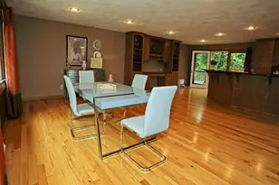 2410 Springville Dr, Plover, WI 54467 - Photo 8