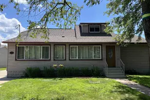 125 10th St, Nekoosa, WI 54457 - Photo 2