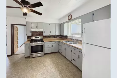 203 W Mill Street, Spencer, WI 54479 - Photo 8