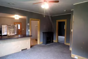 609 E Schofield Ave, Greenwood, WI 54437 - Photo 10