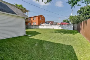 105 Allen St, Athens, WI 54411 - Photo 4