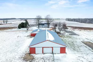 N10160 Sparrow Ave, Loyal, WI 54446 - Photo 10