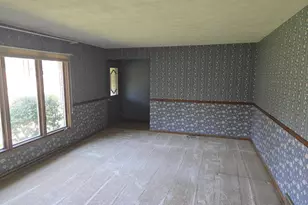 1701 N Palmetto Ave, Marshfield, WI 54449 - Photo 2