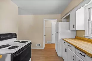 2117 Sherman St, Wausau, WI 54401 - Photo 14