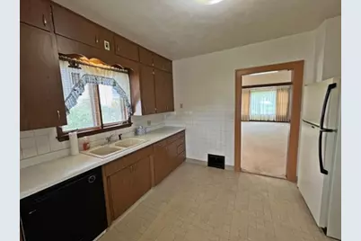 504 S Peach Avenue, Marshfield, WI 54449 - Photo 12