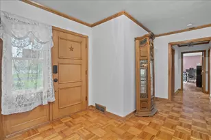 718 S Drake Ave, Marshfield, WI 54449 - Photo 2