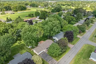 2706 S Maywood Ave, Marshfield, WI 54449 - Photo 4