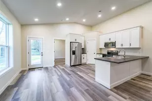 217 Second St, Stevens Point, WI 54481 - Photo 10