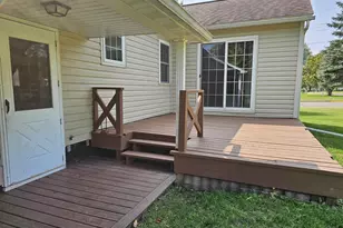 405 E Pine St, Medford, WI 54451 - Photo 10