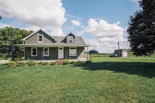 806 Pease St, Augusta, WI 54722 - Photo 1