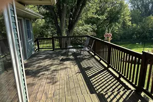 202 W 10th St, Neillsville, WI 54456 - Photo 8