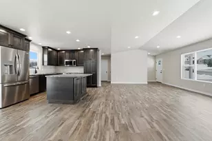 310 Royal Ave, Edgar, WI 54426 - Photo 16