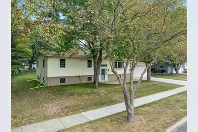 1213 E 29th Street, Marshfield, WI 54449 - Photo 2