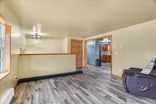 1213 E 29th St, Marshfield, WI 54449 - Photo 10