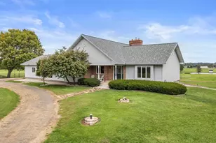 1898 Maple Rd, Rudolph, WI 54475 - Photo 6