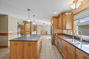 1011 Melody Ln, Plover, WI 54467 - Photo 24