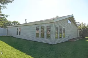 309 Division St, Withee, WI 54498 - Photo 2