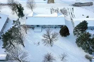 620 Williams Ct, Medford, WI 54451 - Photo 10