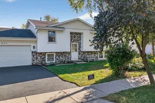 637 E Clay St, Whitewater, WI 53190 - Photo 8