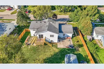 637 Clay Street, Whitewater, WI 53190 - Photo 6