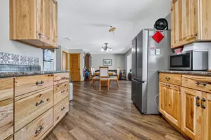 637 E Clay St, Whitewater, WI 53190 - Photo 24