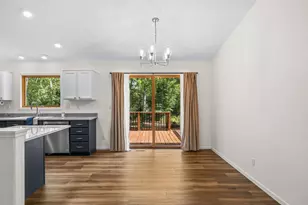 2201 W Breezewood Ct, Plover, WI 54467 - Photo 18