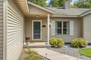 2201 W Breezewood Ct, Plover, WI 54467 - Photo 4