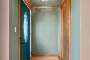 907 S Oak Ave, Marshfield, WI 54449 - Photo 8