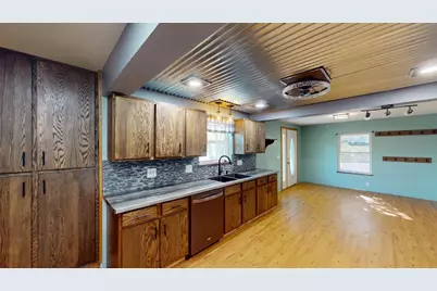 104 W Begley Street, Greenwood, WI 54437 - Photo 18