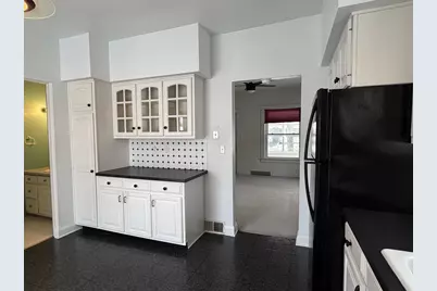 427 N 6th Avenue, Wausau, WI 54401 - Photo 6