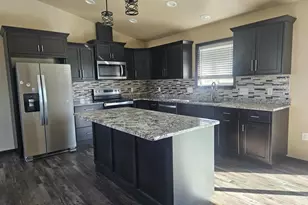 815 W Roberts St, Spencer, WI 54479 - Photo 4