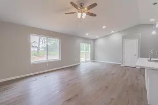 204 Leonard St, Stevens Point, WI 54482 - Photo 4