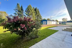 314 S Avon Ave, Phillips, WI 54555 - Photo 4