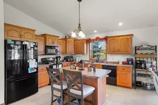 725 Plisch St, Athens, WI 54411 - Photo 26