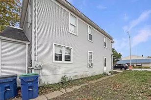 823 S 3rd Ave, Wausau, WI 54401 - Photo 2