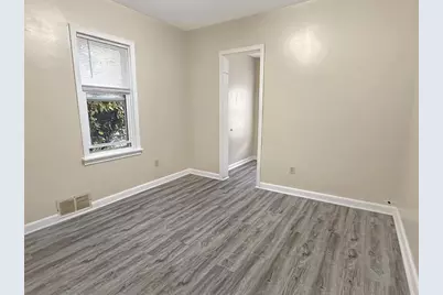 823 S 3rd Avenue, Wausau, WI 54401 - Photo 6