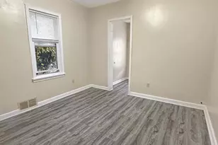 823 S 3rd Ave, Wausau, WI 54401 - Photo 6