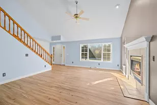 5558 Jacks Dr, Plover, WI 54467 - Photo 10