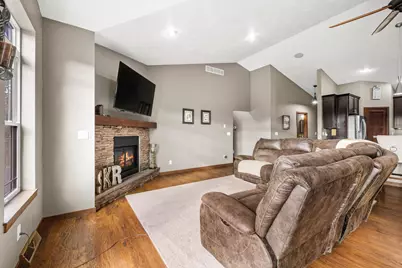 8261 Rolling Hills Road, Custer, WI 54423 - Photo 14