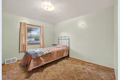 6940 Fairview Lane, Wisconsin Rapids, WI 54494 - Photo 16