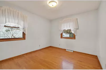 6940 Fairview Lane, Wisconsin Rapids, WI 54494 - Photo 18